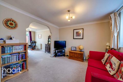 3 bedroom terraced house for sale, Turstan Road, Witham