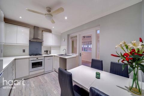 154 Constance Close, Witham, CM8 1XZ