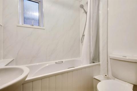 1 bedroom flat for sale, Ashdown Road, Worthing