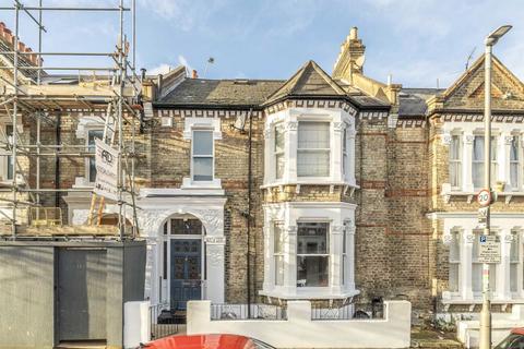 4 bedroom house for sale, Thirsk Road, London SW11