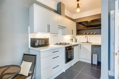 1 bedroom flat for sale, Regency Square, Brighton, BN1