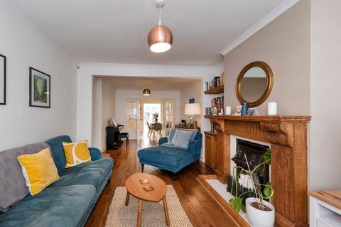 3 bedroom semi-detached house for sale, Amberley Road, Upper Abbey Wood, SE2