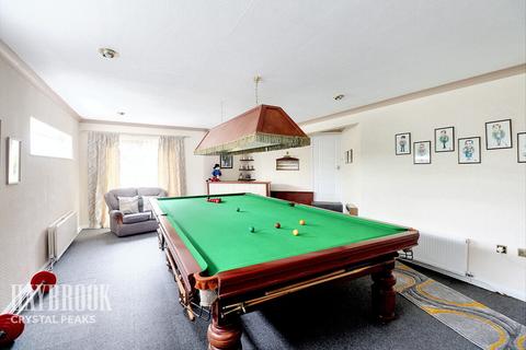 4 bedroom detached house for sale, Rotherham Road, Swallownest