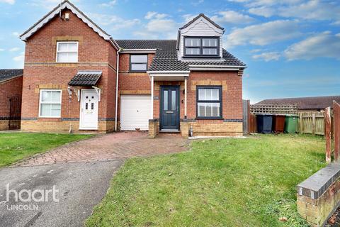 3 bedroom semi-detached house for sale, Lupin Road, Lincoln