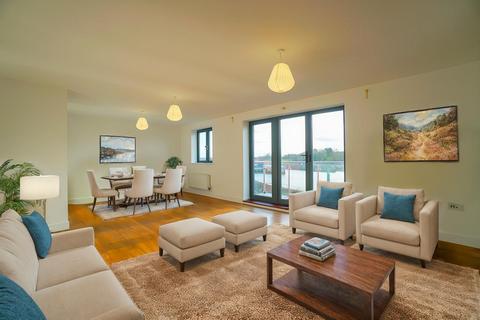 2 bedroom apartment for sale, River Facing, Wivenhoe