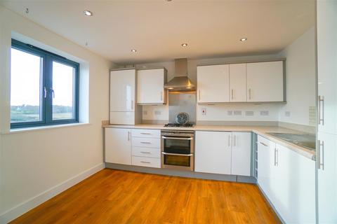 2 bedroom apartment for sale, River Facing, Wivenhoe