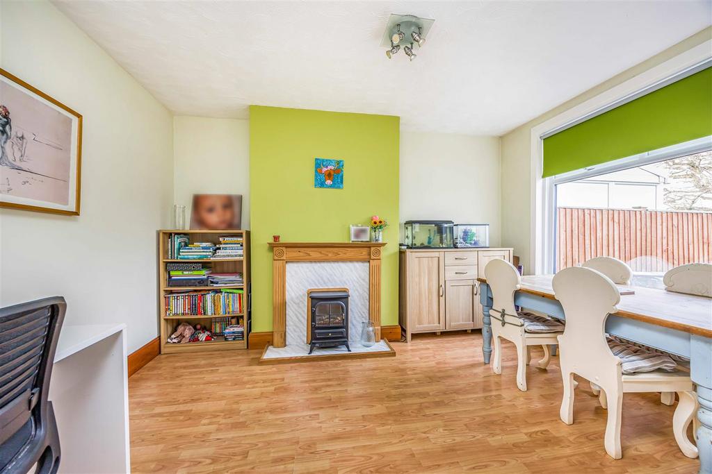 137 Stanley Avenue, Baffins-Small-Portico Marketing