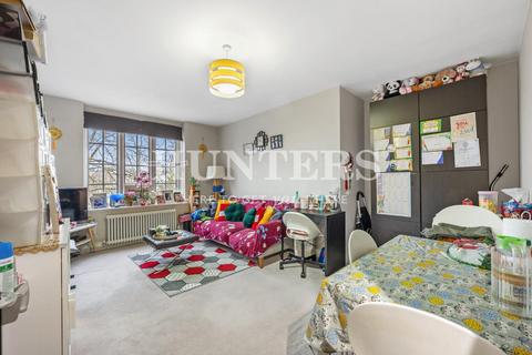 Mortimer Crescent, Kilburn, NW6