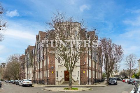 2 bedroom apartment for sale, Mortimer Crescent, Kilburn, NW6