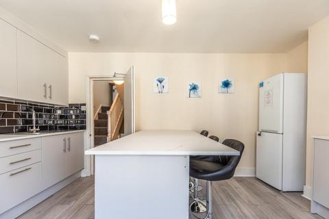 6 bedroom end of terrace house for sale, Carlyle Street, Brighton