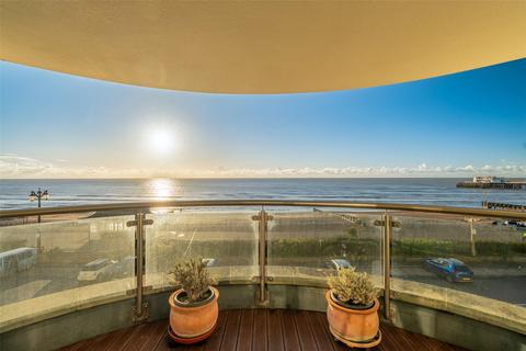 3 bedroom flat for sale, Steyne Gardens, Worthing, West Sussex, BN11