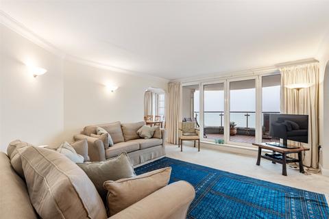 3 bedroom flat for sale, Steyne Gardens, Worthing, West Sussex, BN11