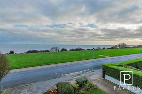 2 bedroom flat for sale, Marine Court The Esplanade, Frinton-On-Sea