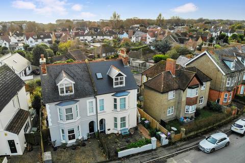 3 bedroom maisonette for sale, Seabrook Road, Hythe CT21