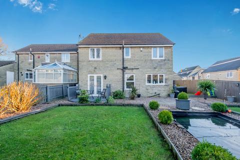 4 bedroom detached house for sale, Winscar Avenue, Clayton Heights, Bradford, BD6