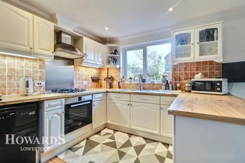 3 bedroom detached house for sale, Jenkins Green, Lowestoft