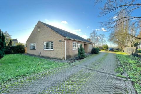 3 bedroom detached bungalow for sale, Wisbech Road, March, PE15 0BA