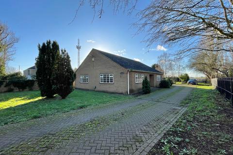3 bedroom detached bungalow for sale, Wisbech Road, March, PE15 0BA