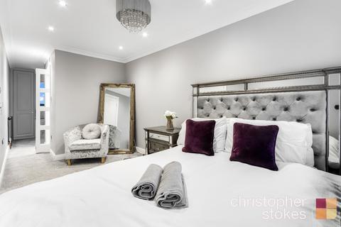 25 Upper Shott, Cheshunt, Waltham Cross, EN7 6DR