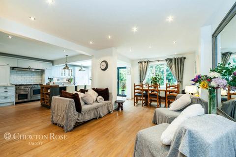 5 bedroom detached house for sale, Geffers Ride, Ascot