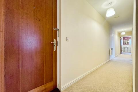 2 bedroom flat for sale, Ffordd YR Afon, Gorseinon, Swansea, West Glamorgan, SA4