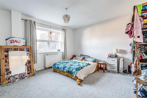 1 bedroom flat for sale, Westlake Gardens, Worthing, West Sussex, BN13