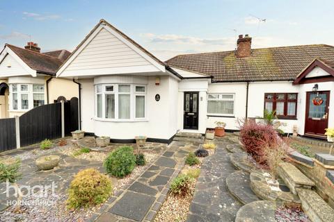 3 bedroom semi-detached bungalow for sale, Suttons Avenue, Hornchurch