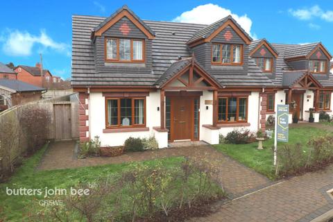 4 bedroom detached house for sale, Moss Lane, CREWE