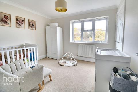 2 bedroom end of terrace house for sale, Welling Road, Grays