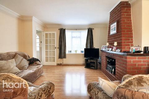 2 bedroom semi-detached house for sale, Manor Road, Tilbury