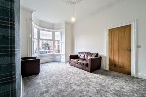 2 bedroom flat for sale, Mowbray Road, South Shields, NE33