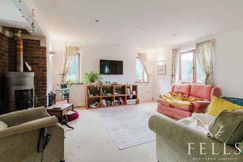 3 bedroom semi-detached house for sale, Fordingbridge SP6