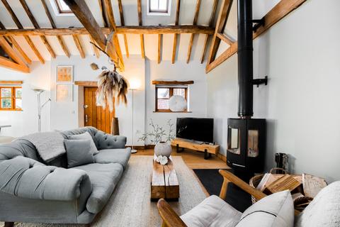 3 bedroom barn conversion for sale, Halesend Grittles End Storridge Malvern, Worcestershire, WR13 5EW