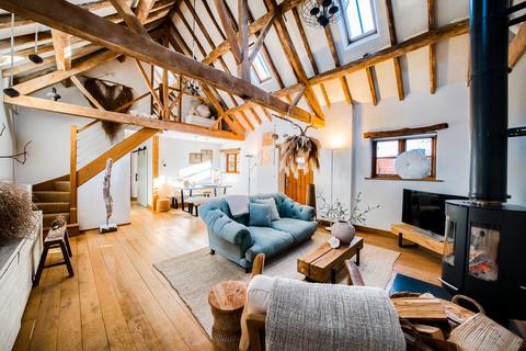 3 bedroom barn conversion for sale, Halesend Grittles End Storridge Malvern, Worcestershire, WR13 5EW