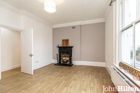 2 bedroom flat for sale, Medina Villas, Hove