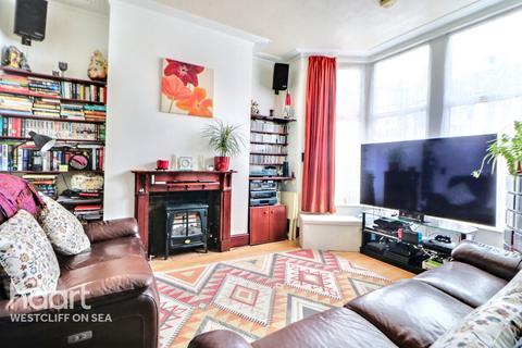 3 bedroom terraced house for sale, Salisbury Avenue, Westcliff-On-Sea