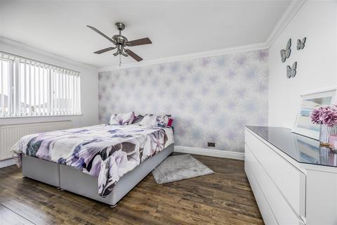 3 bedroom end of terrace house for sale, Southampton Road, Portsmouth PO6