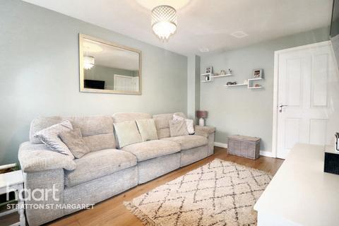 29 Bushton Close, Coate, Swindon, SN3 6FD