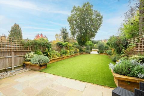 6 bedroom semi-detached house for sale, Grove Park Gardens, London, W4.