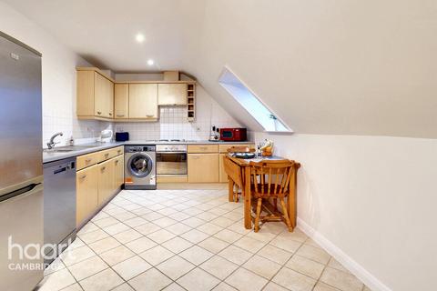 2 bedroom flat for sale, Peter House Mews, 6 High Street, Cambridge