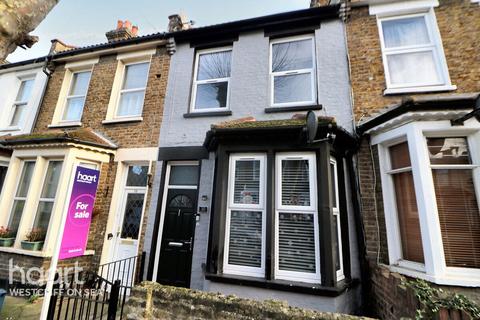 2 bedroom terraced house for sale, Tudor Road, Westcliff-On-Sea
