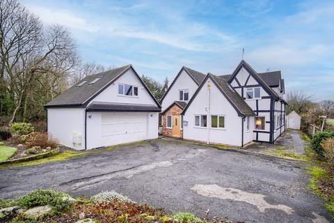 4 bedroom detached house for sale, Hanbury Road Hanbury Bromsgrove, Worcestershire, B60 4BY