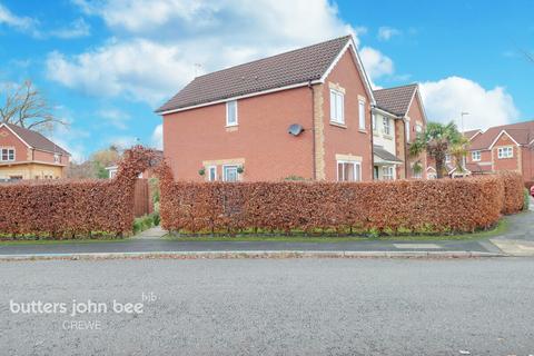 3 bedroom end of terrace house for sale, Langley Drive, Crewe