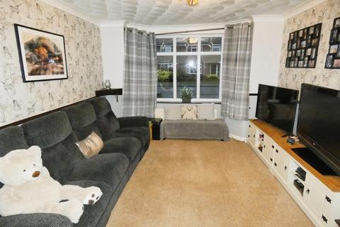 3 bedroom semi-detached house for sale, Queens Drive, Sandbach