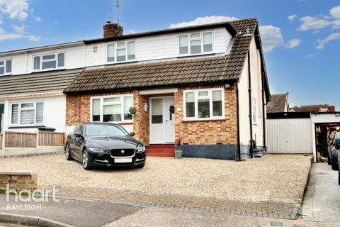 3 bedroom semi-detached house for sale, High Mead, Rayleigh