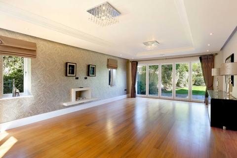 5 bedroom detached house for sale, Woodlands Drive, Beaconsfield, Buckinghamshire, HP9