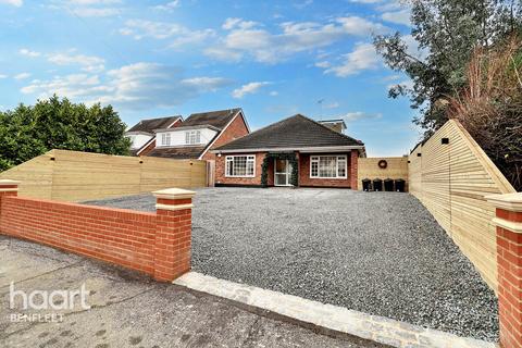 3 bedroom detached bungalow for sale, Rayleigh Road, Benfleet