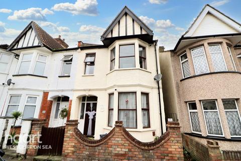 3 bedroom end of terrace house for sale, Ramuz Drive, Westcliff-On-Sea