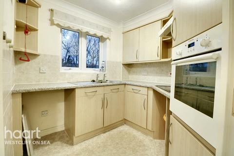 1 bedroom flat for sale, Hamlet Court Road, Westcliff-On-Sea