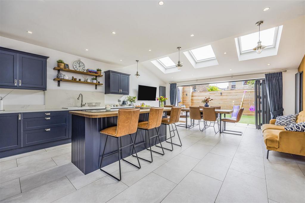 100 Copythorn Road, Portsmouth-Portico Marketing-Sa